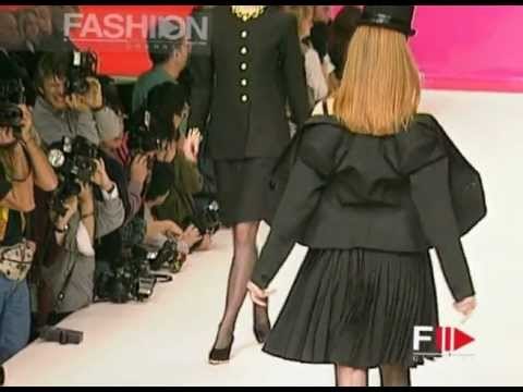Yves Saint Laurent Autumn Winter 1995 1996 Paris 3 of 6 pret a porter woman by FashionChannel