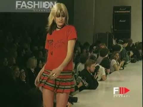 Betsey Johnson Spring Summer 1995 New York 1 of 4 pret a porter woman by FashionChannel