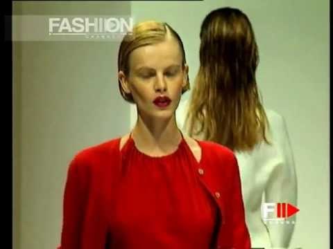 Gucci Spring Summer 1995 Milan 2 of 4 pret a porter woman by FashionChannel