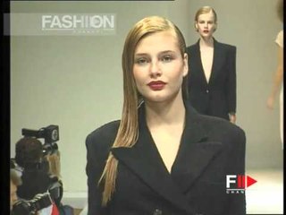 "Gucci" Spring Summer 1995 Milan 1 of 4 pret a porter woman by FashionChannel