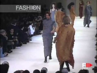 "Issey Miyake" Autumn Winter 1992 1993 Paris 3 of 3 Pret a Porter Woman by FashionChannel