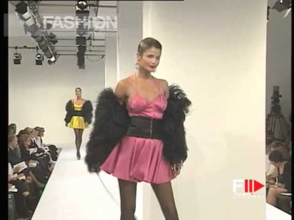 "Dolce&Gabbana" Spring Summer 1995 Milan 2 of 6 pret a porter woman by FashionChannel