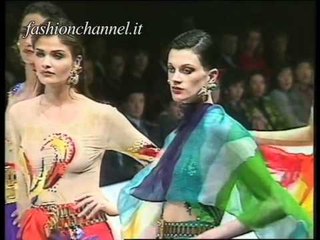 Gianfranco Ferrè Spring Summer 1993 Milan 3 of 3 pret a porter woman by FashionChannel