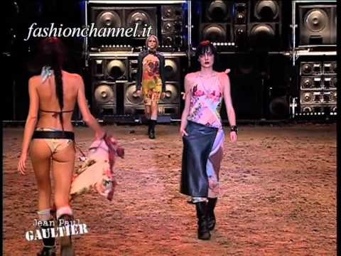 Jean Paul Gaultier Spring Summer 2001 Paris 4 of 5 pret a porter woman by FashionChannel