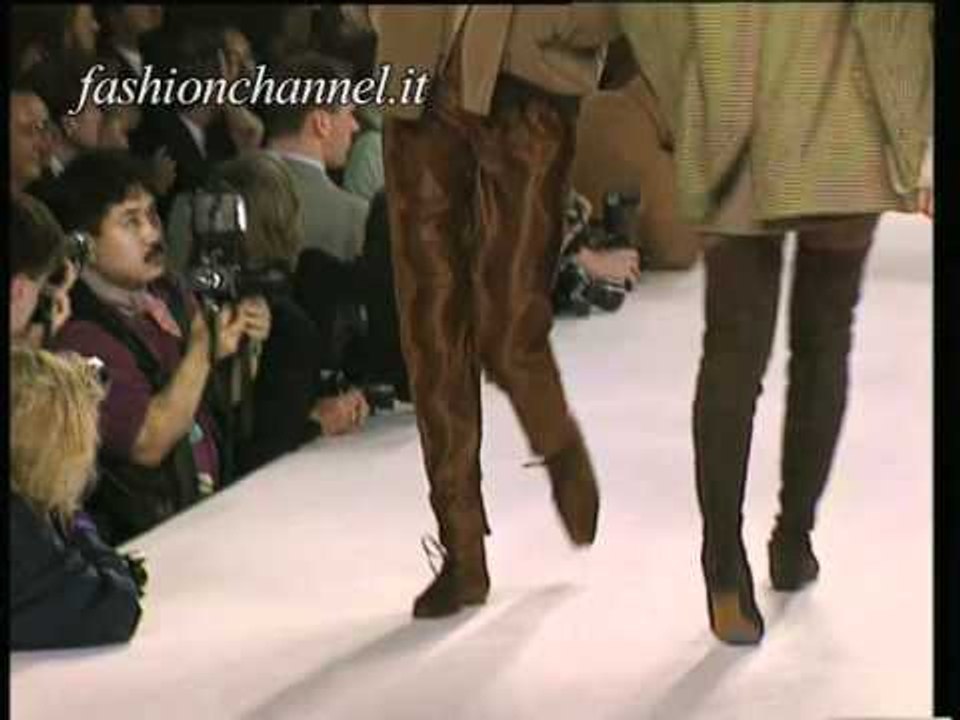 "Isaac Mizrahi" Autumn Winter 1994 1995 New York 3 of 4 pret a porter woman by FashionChannel