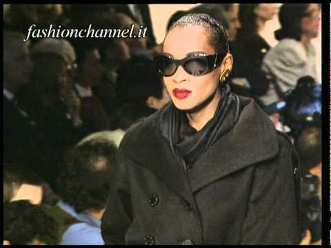 Yves Saint Laurent Autumn Winter 1994 1995 Paris 1 of 5 pret a porter woman by FashionChannel