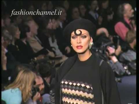 Sonia Rykiel Autumn Winter 1994 1995 Paris 1 of 7 pret a porter woman by FashionChannel