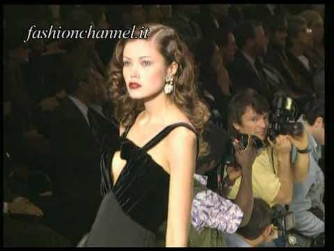 Yves Saint Laurent Autumn Winter 1994 1995 Paris 4 of 5 pret a porter woman by FashionChannel
