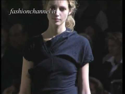 Comme des Garcons Autumn Winter 1994 1995 Paris 2 of 7 pret a porter woman by FashionChannel