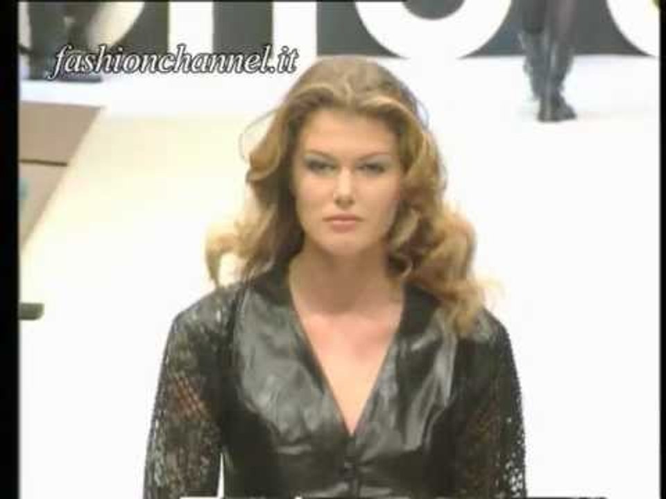 "Roberto Cavalli" Autumn Winter 1994 1995 Milan 5 of 7 pret a porter woman by FashionChannel