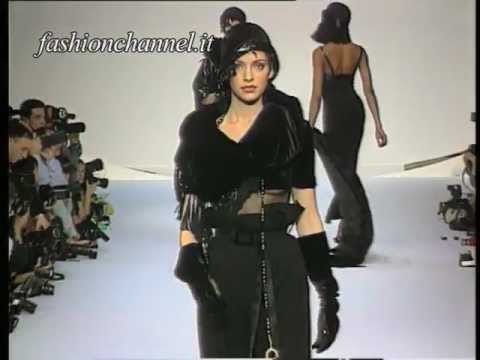 Christian Dior Autumn Winter 1994 1995 Paris 6 of 8 pret a porter woman by FashionChannel