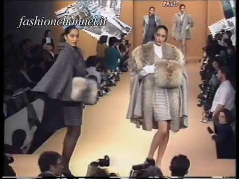 Hermes Autumn Winter 1988 1989 Paris 2 of 2 pret a porter woman by FashionChannel