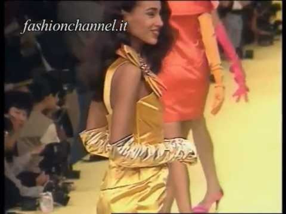 "Enrico Coveri" Autumn Winter 1991 1992 Milan 3 of 3 pret a porter woman by FashionChannel