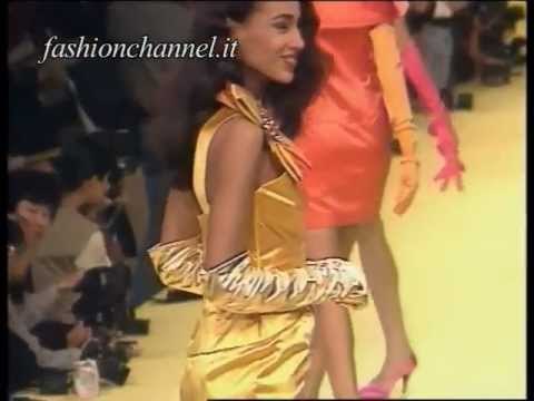 Enrico Coveri Autumn Winter 1991 1992 Milan 3 of 3 pret a porter woman by FashionChannel