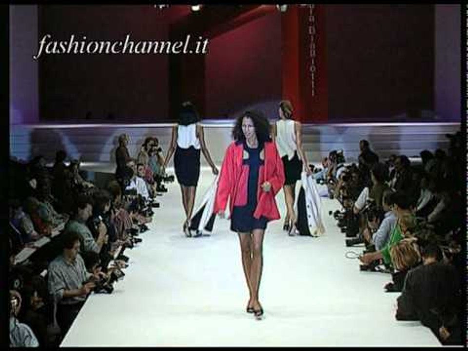 "Laura Biagiotti" Spring Summer 1993 Milan 2 of 7 pret a porter women by FashionChannel