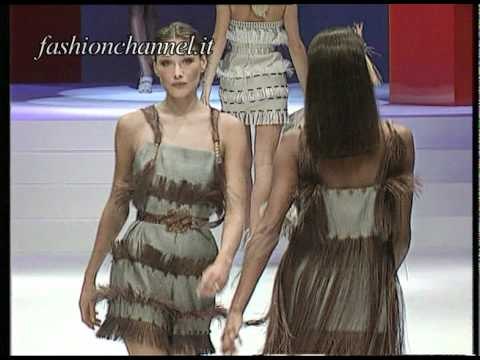 Laura Biagiotti Spring Summer 1993 Milan 5 of 7 pret a porter women by FashionChannel