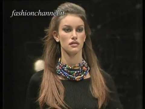 Alberta Ferretti Spring Summer 1993 Milan 3 of 6 pret a porter women by FashionChannel
