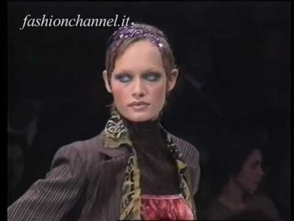 "Rifat Ozbek" Autumn Winter 1993 1994 Milan 2 of 3 pret a porter woman by FashionChannel