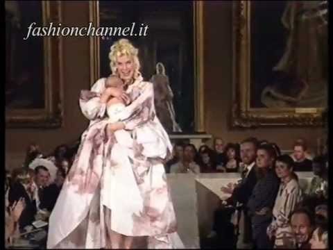 Vivienne Westwood Spring Summer 1991 Paris 3 of 3 pret a porter woman by FashionChannel