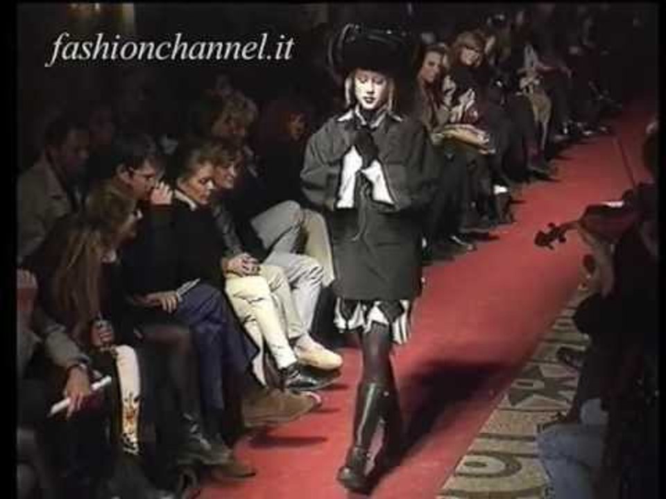 "Jean Paul Gaultier" Autumn Winter 1993 1994 Paris 2 of 4 pret a porter woman by FashionChannel