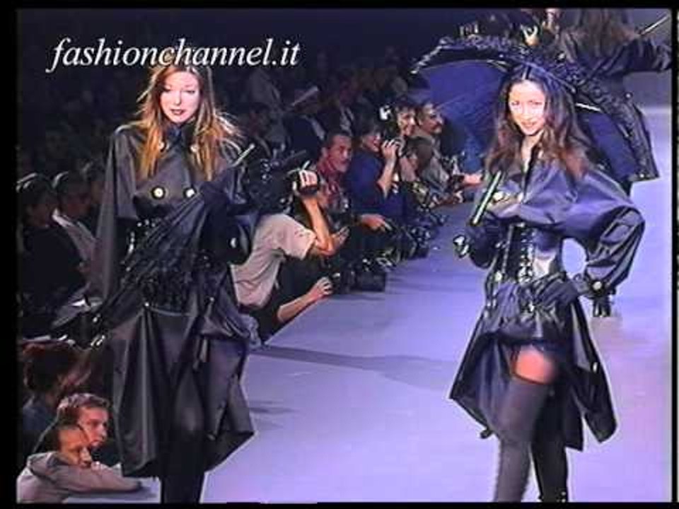 "Chantal Thomass" Autumn Winter 1993 1994 Paris 1 of 4 pret a porter woman by FashionChannel