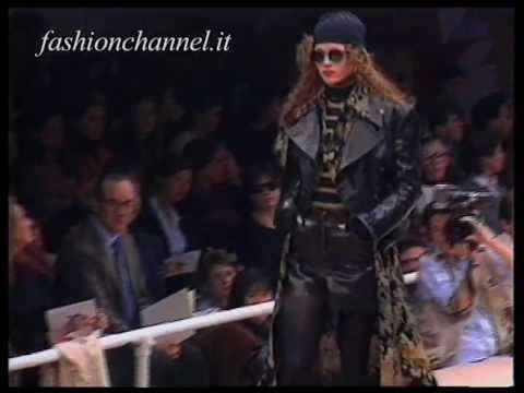 Byblos Autumn Winter 1993 1994 Milan 1 of 4 pret a porter woman by FashionChannel