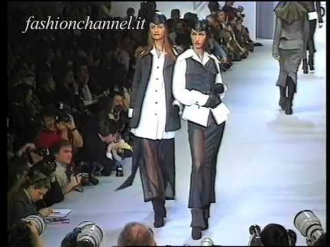Karl lagerfeld Autumn Winter 1993 1994 Paris 1 of 4 pret a porter woman by FashionChannel