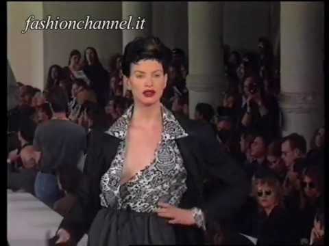 Isaac Mizrahi Autumn Winter 1993 1994 New York 1 of 4 pret a porter woman by FashionChannel