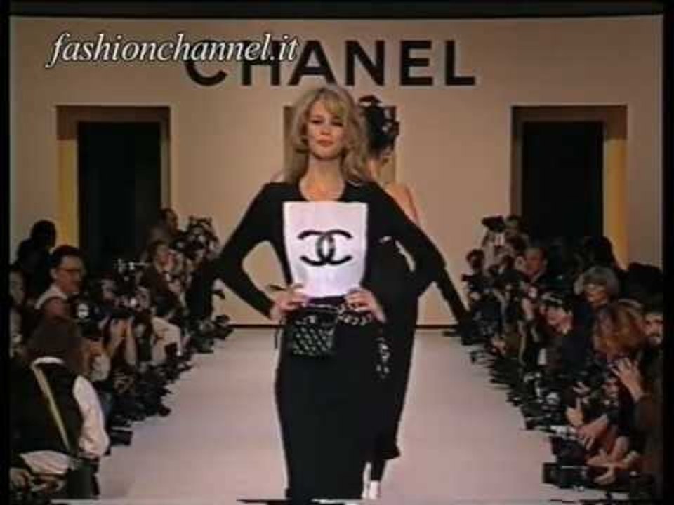 "Chanel" Autumn Winter 1992 1993 Paris 4 of 5 pret a porter woman by FashionChannel
