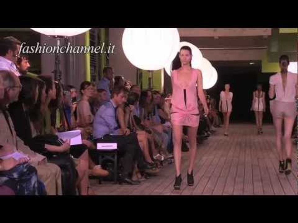 "Amaya Arzuaga" Spring Summer 2012 Paris HD 3 of 3 pret a porter women by FashionChannel