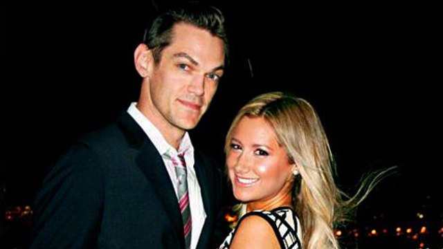 Ashley Tisdale Marries Christopher French