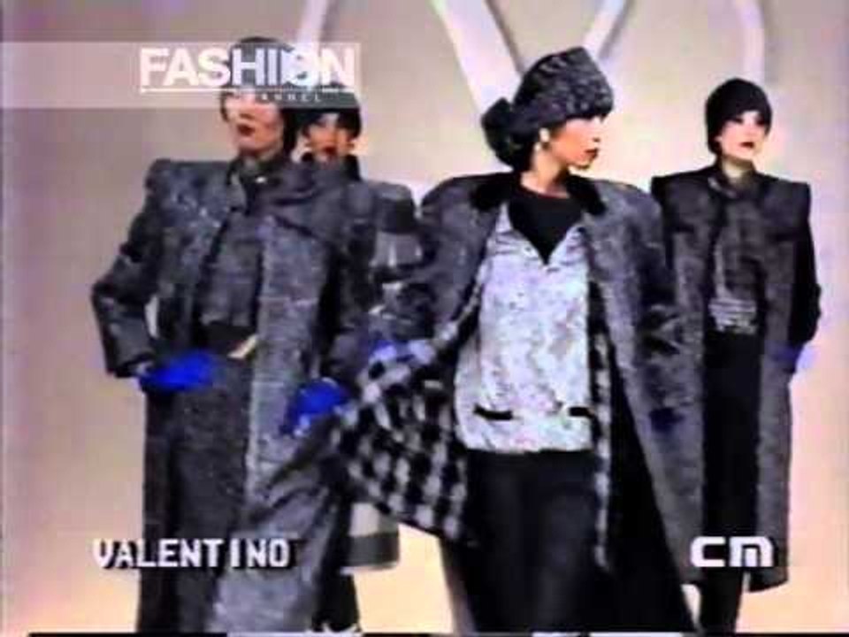 "Coats Special   Valentino" Autumn Winter 1984 1985 Milan Pret a Porter Woman by Canale Moda