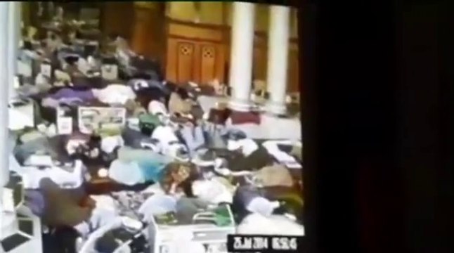 Thieves Caught Red Handed On CCTV Stealing In Masjid-al-Haram