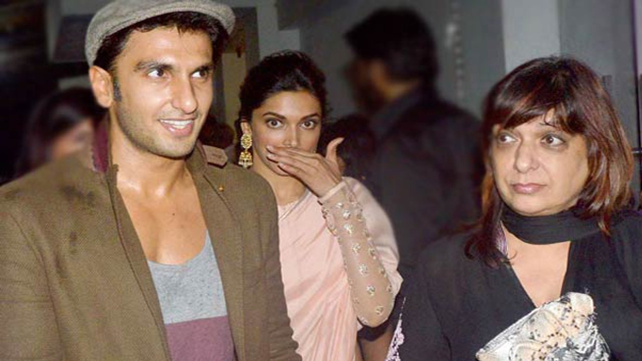 Is It Official? Deepika Snapped With Ranveer's Mother