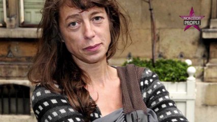Charlotte Gainsbourg "toujours abasourdie" par la mort de sa sœur Kate Barry