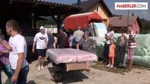 İzmir'den sel mağduru Bosnalılara yardım -
