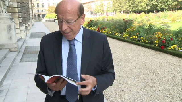 Auxiliaires de vie: la clé pour vieillir à domicile