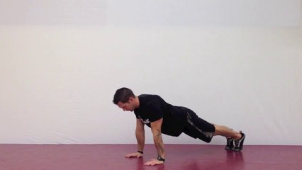 Evde egzersiz - Close Grip Push-Ups - Fitekran.com