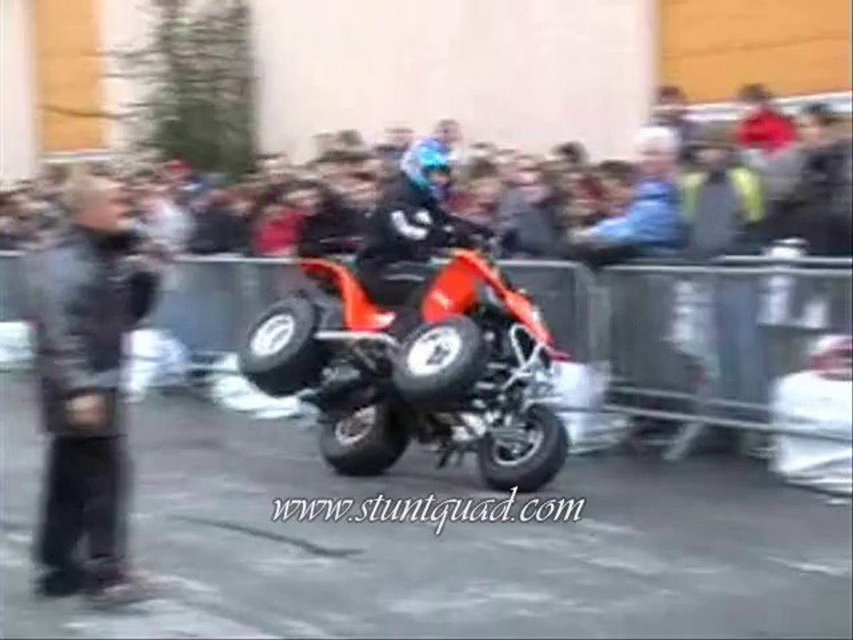 Stuntquad Vintage Inédit  13/15 (Démo Paris Tuning Show + Mille Roues 2006)