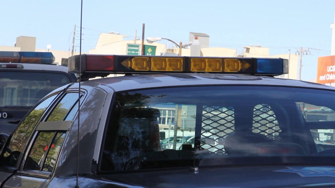 Knarre her: mit geld gegen gewalt