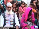 Pakistani Old Couple Ties Knot In Flood Hit Village Of Gujrat