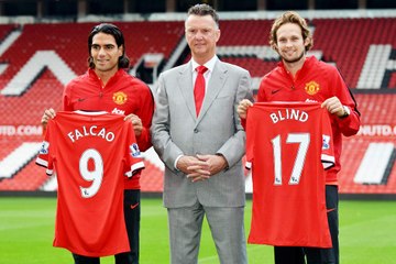 Falcao chega ao Manchester United e diz viver um sonho