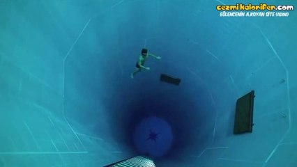 Dal Dal Bitmeyen Dünyanın En Derin Yüzme Havuzu