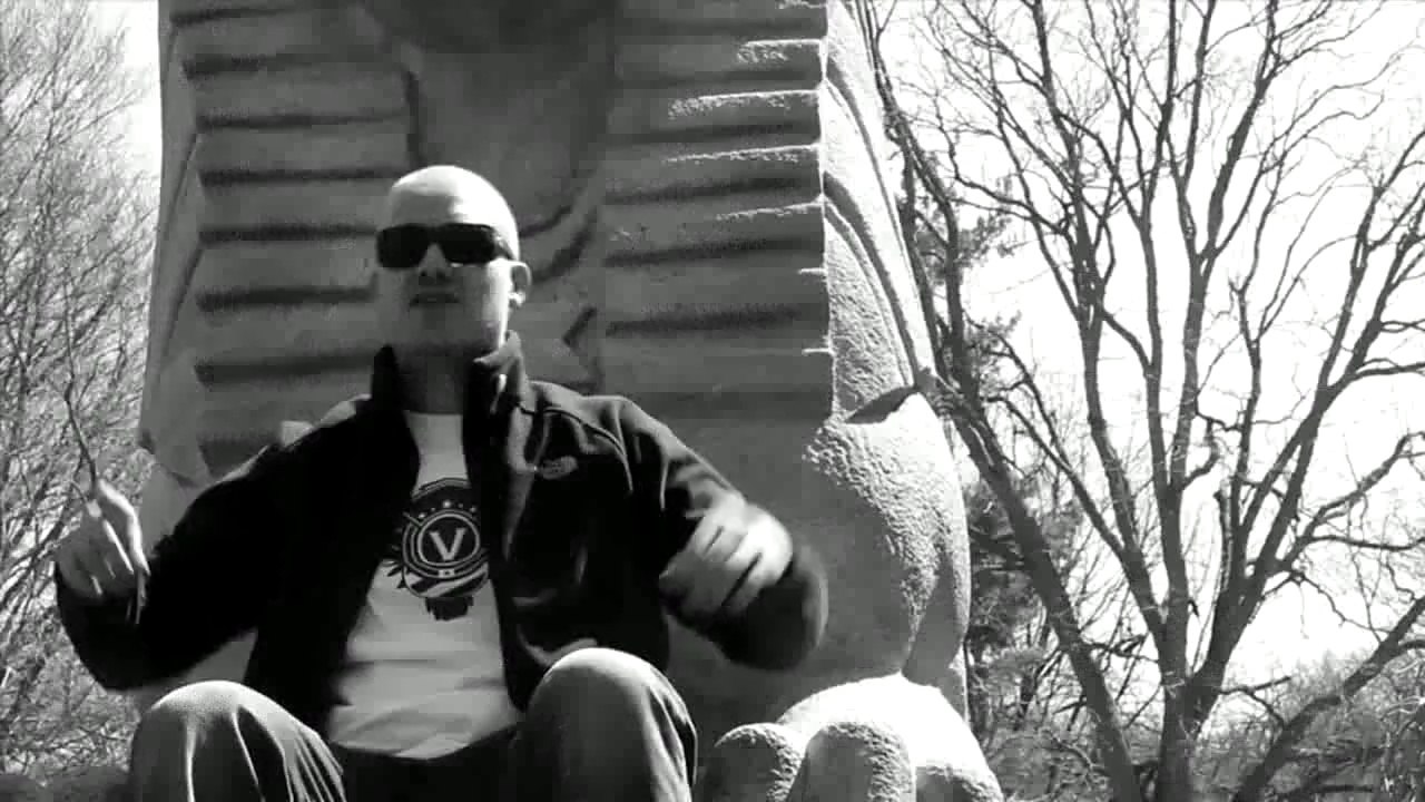 Virtuoso - Snowgoons Statue (produced by Sicknature)  (-HD-)