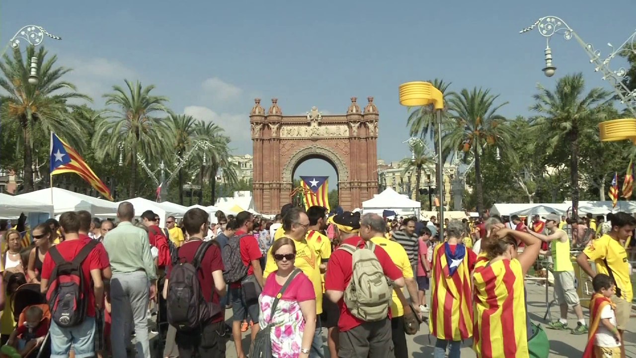 Les Catalans dans la rue pour réclamer un vote sur leur indépendance