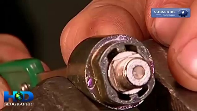‫وثائقي كيف تصنع عدادات مواقف السيارات HD‬‎