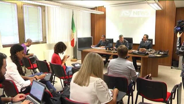 SCARPE CONTRAFFATTE. SCOPERTI DUE LABORATORI ITALIANI