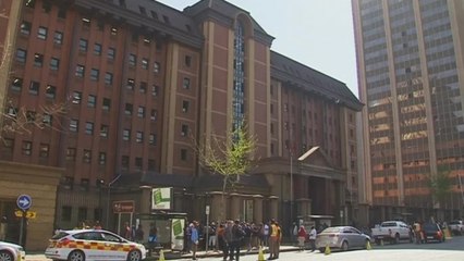 Pistorius arrives in court