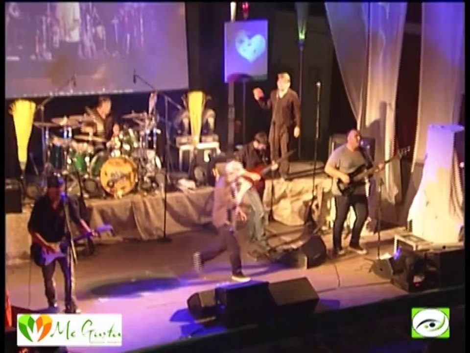 Coronación Reina y Dama Virgen de Gracia y Actuacion de Barbas de Oro 2014 - © 2014