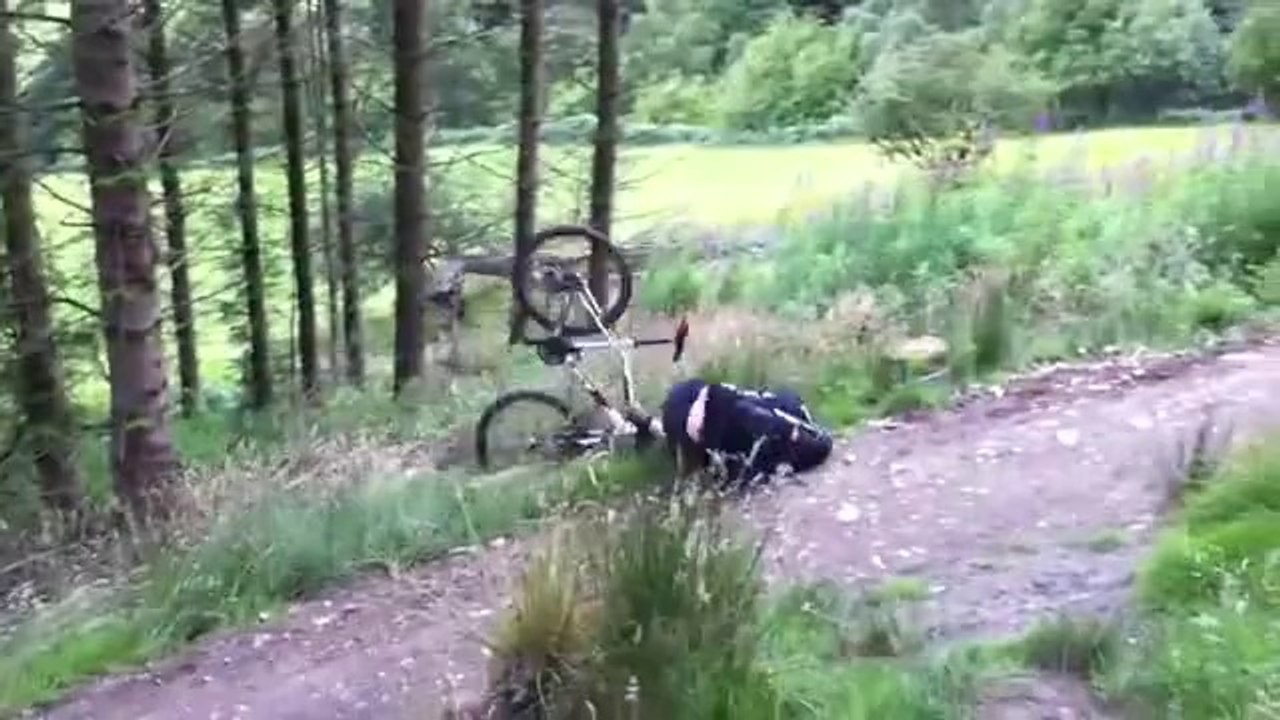Coed llandegla crash for Funny compilation 2013 funny fail compilation 2013funny crashes on bikes